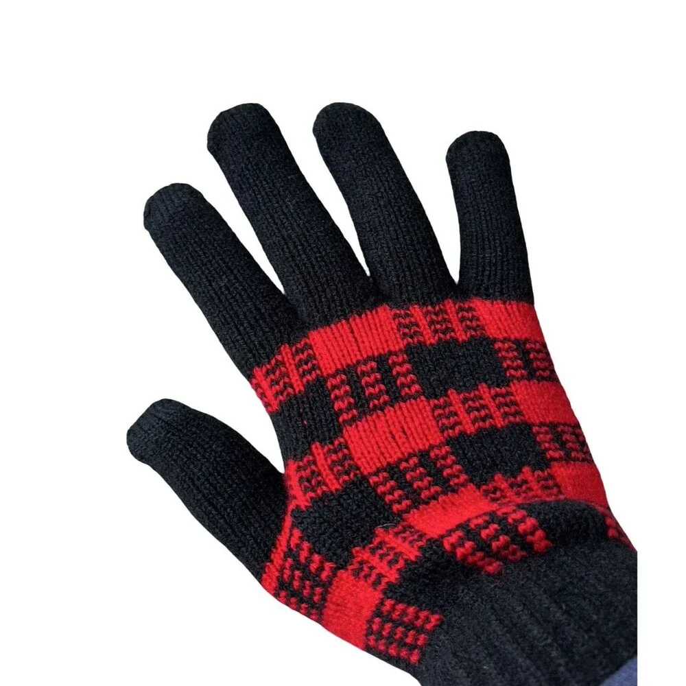 Britt’s Knits Buffalo Plaid Gloves Red Black Ultra Warm OSFM New With Tags